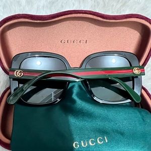 Gucci Oversized  sunglasses